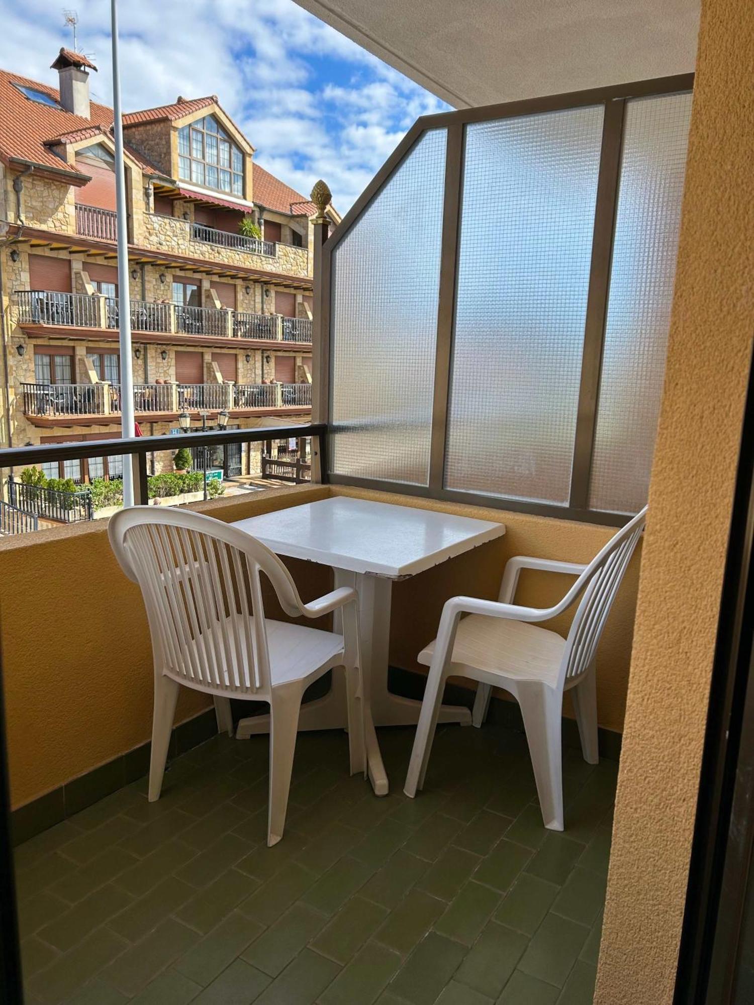 Apartamentos De La Hoz Isla Plana Eksteriør bilde